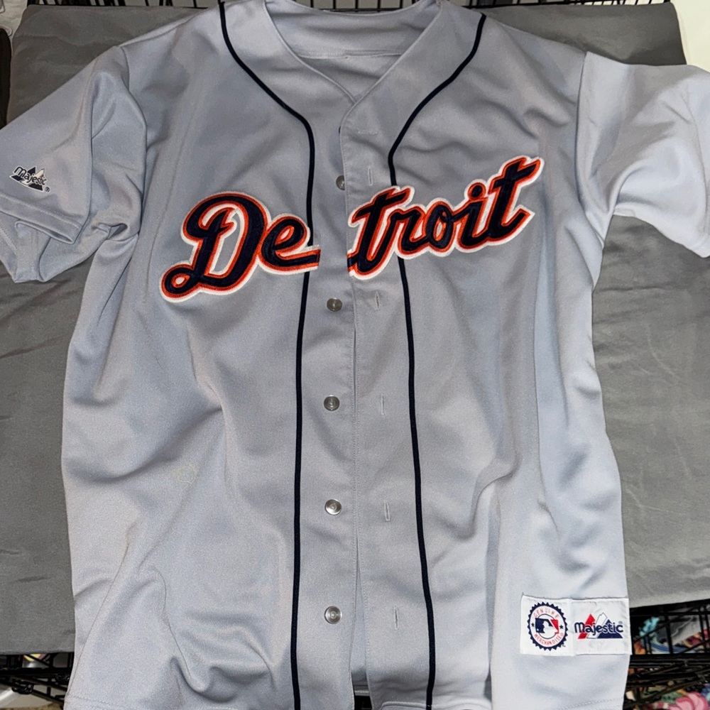 Majestic Gray Detroit Baseball Shirt